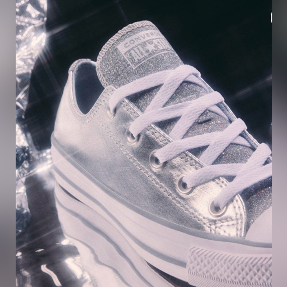 NWOT Womens Converse Chuck Taylor All Star Sparkle Party Low-Top Sneaker, Sz 5.5 - Picture 11 of 15